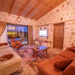 Zorlu - 2 Bedroom With Jacuzzi In Kalkan *