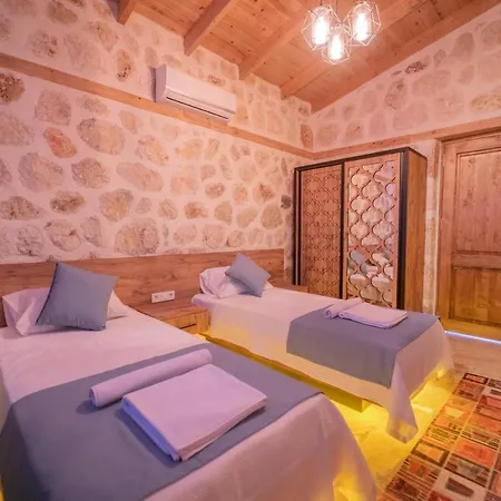 Zorlu - 2 Bedroom With Jacuzzi In Kalkan Vilă