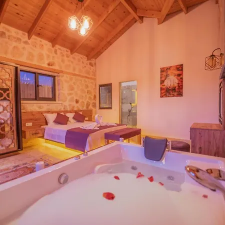 Vilă Zorlu - 2 Bedroom With Jacuzzi In Kalkan Kaș