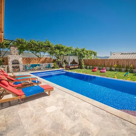 Vilă Zorlu - 2 Bedroom With Jacuzzi In Kalkan *