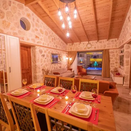 Zorlu - 2 Bedroom With Jacuzzi In Kalkan * Kaș
