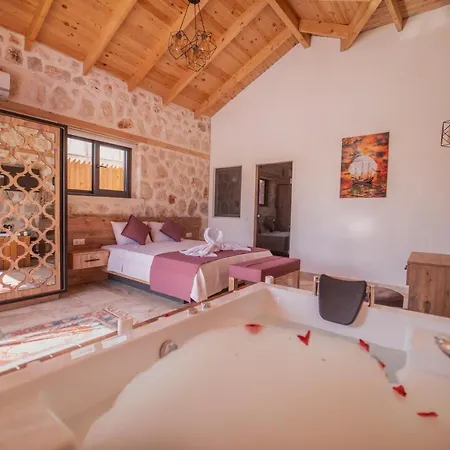 Zorlu - 2 Bedroom With Jacuzzi In Kalkan 빌라 카스