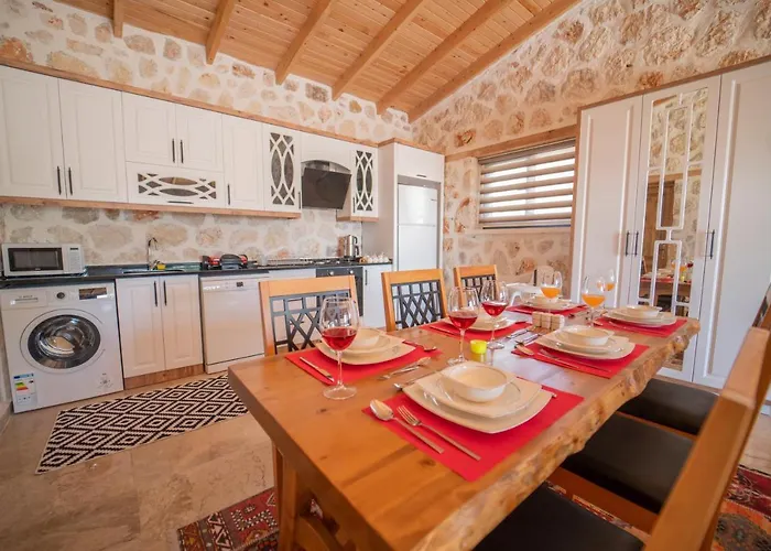 Zorlu - 2 Bedroom With Jacuzzi In Kalkan * Kaş