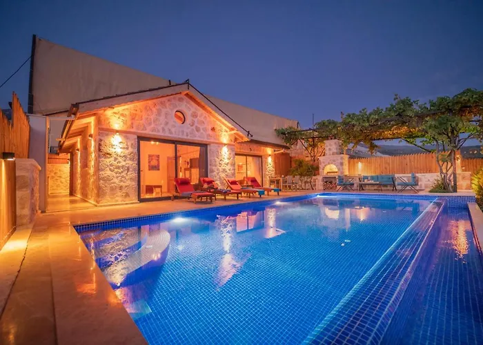 Zorlu - 2 Bedroom With Jacuzzi In Kalkan