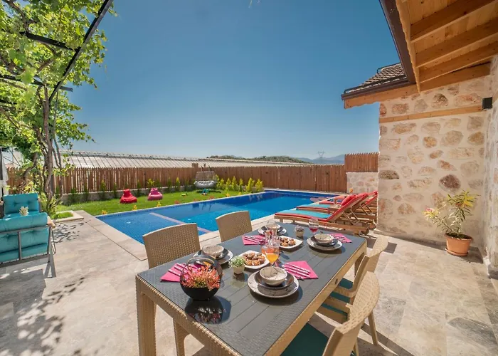 Zorlu - 2 Bedroom With Jacuzzi In Kalkan * Kaş