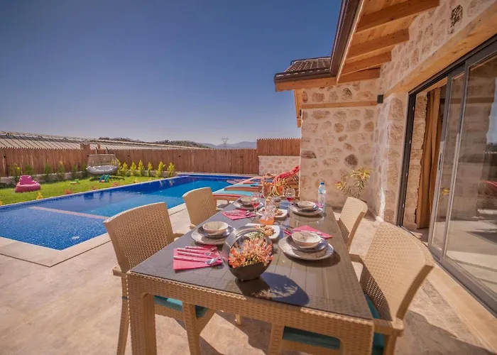 Zorlu - 2 Bedroom With Jacuzzi In Kalkan Villa