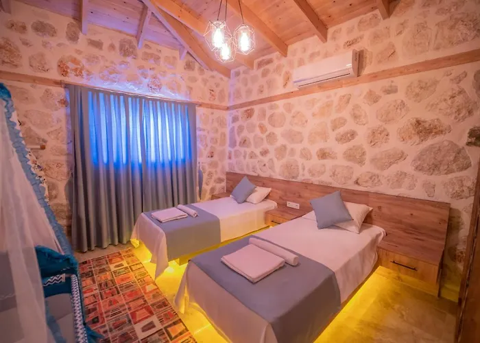 Zorlu - 2 Bedroom With Jacuzzi In Kalkan Villa *