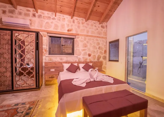 Zorlu - 2 Bedroom With Jacuzzi In Kalkan Villa *