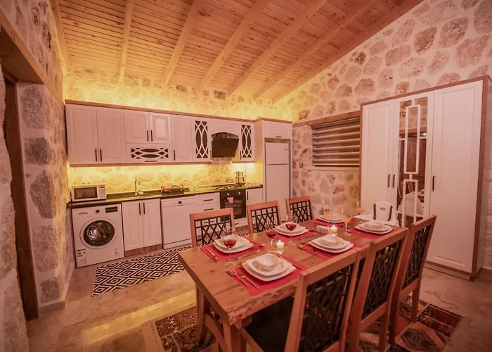 Zorlu - 2 Bedroom With Jacuzzi In Kalkan Villa *