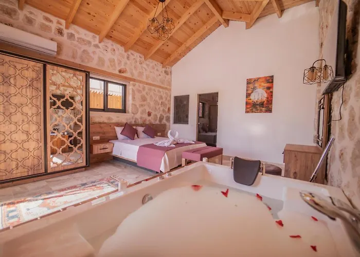 Zorlu - 2 Bedroom With Jacuzzi In Kalkan Villa Kaş