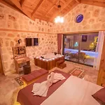 Zorlu - 2 Bedroom With Jacuzzi In Kalkan Willa Kaş